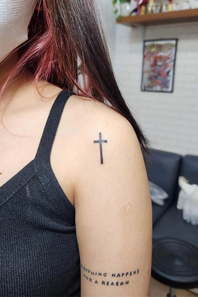 minimal tattoo 1